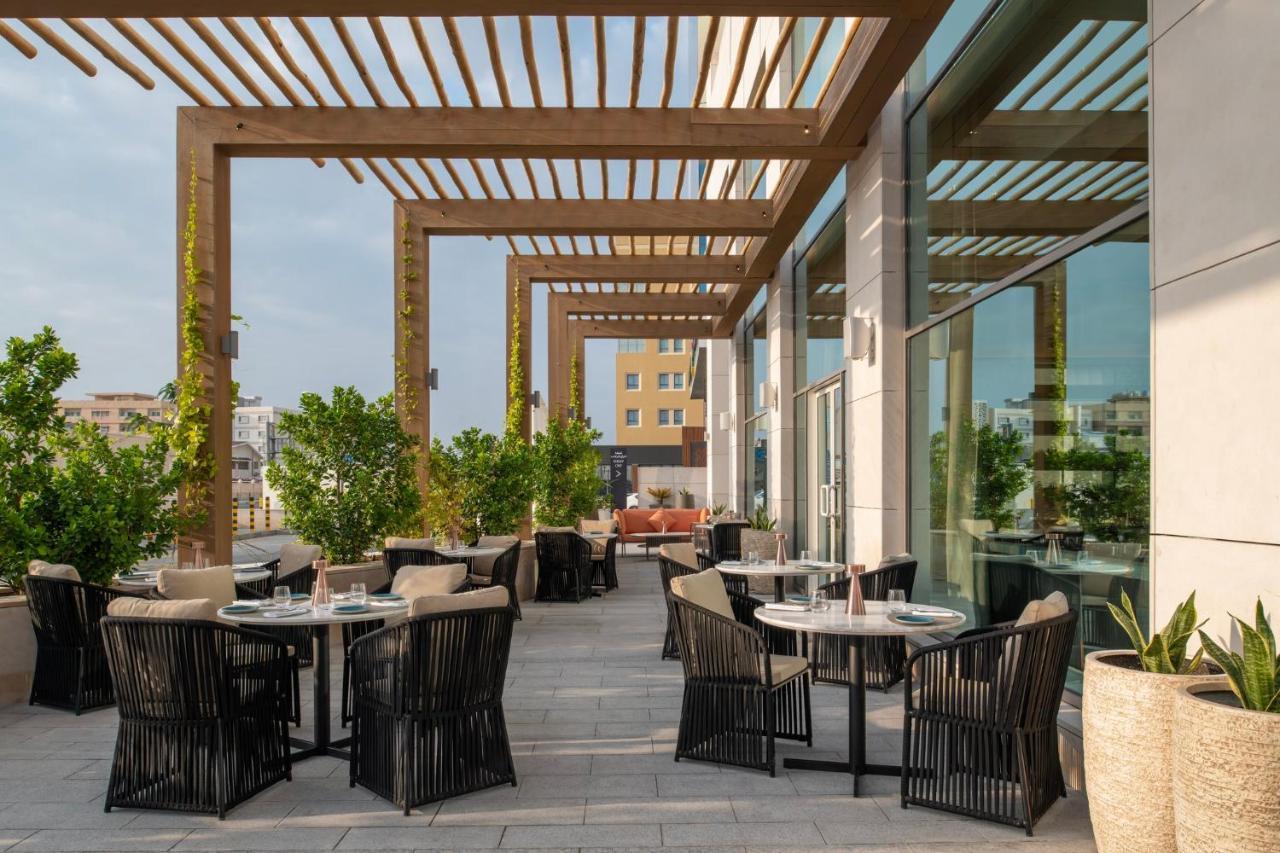 Abesq Doha Hotel And Residences, An Ihg Hotel 외부 사진 The Terrace