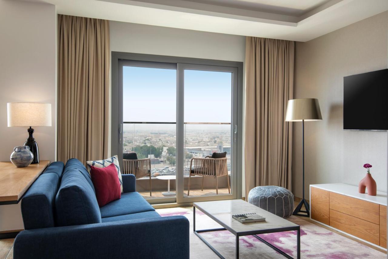 Abesq Doha Hotel And Residences, An Ihg Hotel 외부 사진 A suite at the hotel