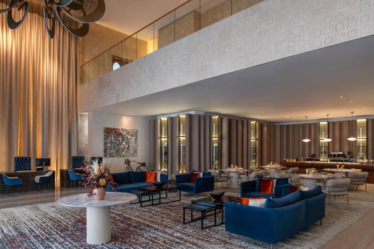 Abesq Doha Hotel And Residences, An Ihg Hotel 외부 사진 The lobby of the hotel