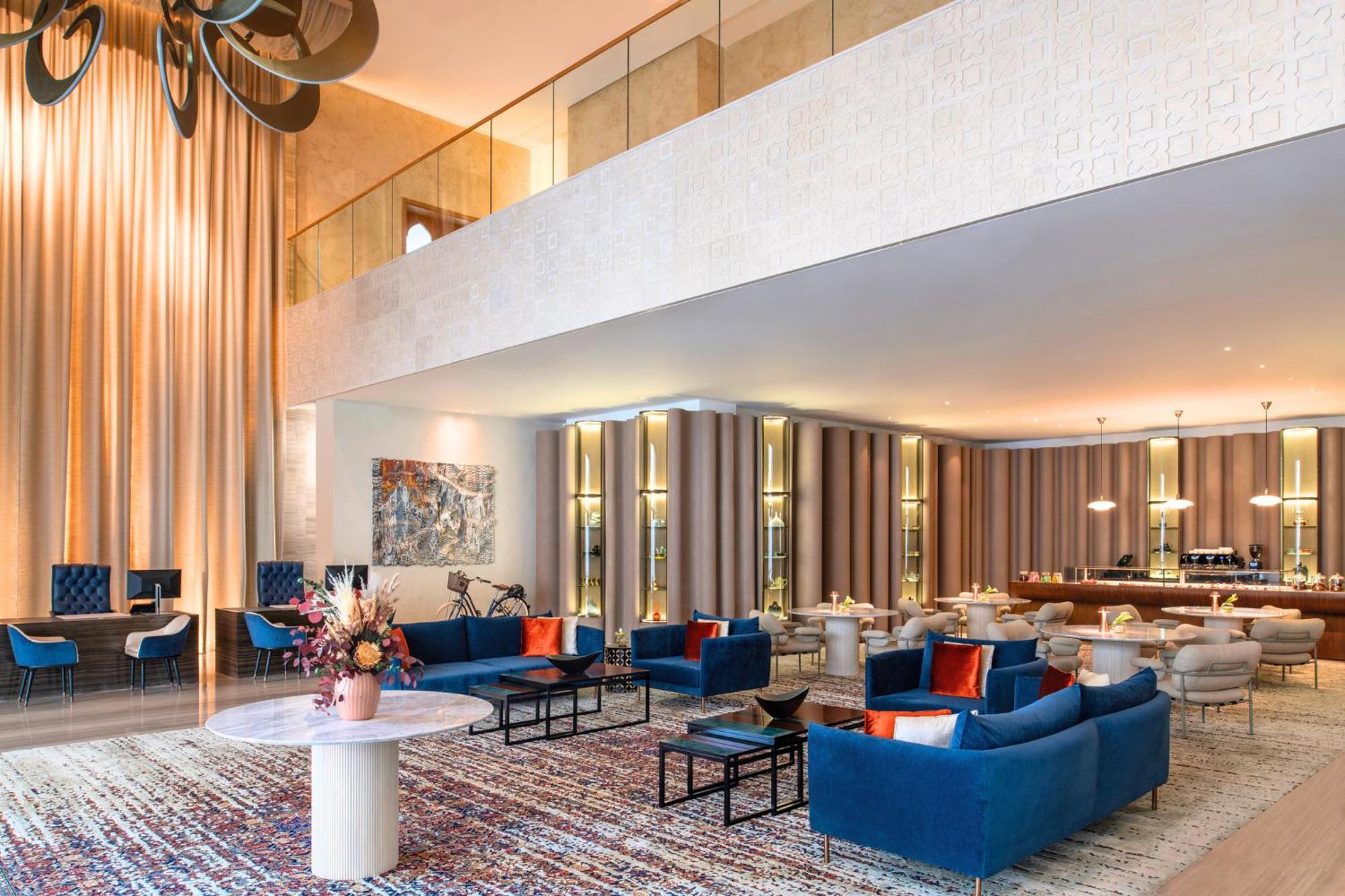 Abesq Doha Hotel And Residences, An Ihg Hotel 외부 사진 The lobby of the hotel